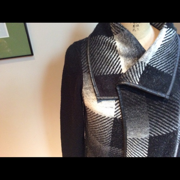 Jacket - Picture 2 of 5